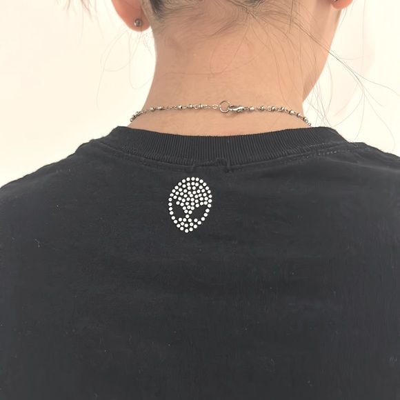 Y2K Alien Rhinestone Crop Top - Picture 3 of 3